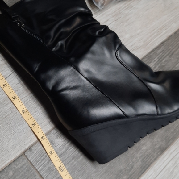 SOLD  Womens Retro wedge marshmellow pull-on calf boots - Picture 8 of 16